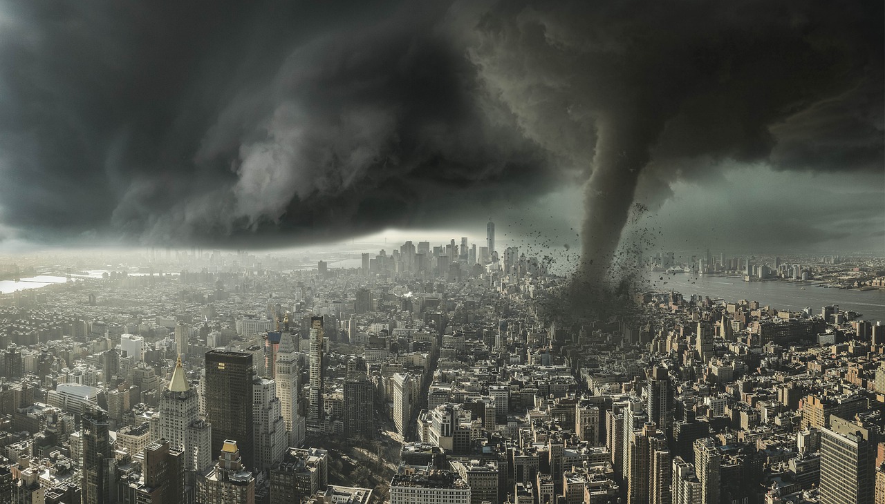 tornado, storm, city-5444494.jpg